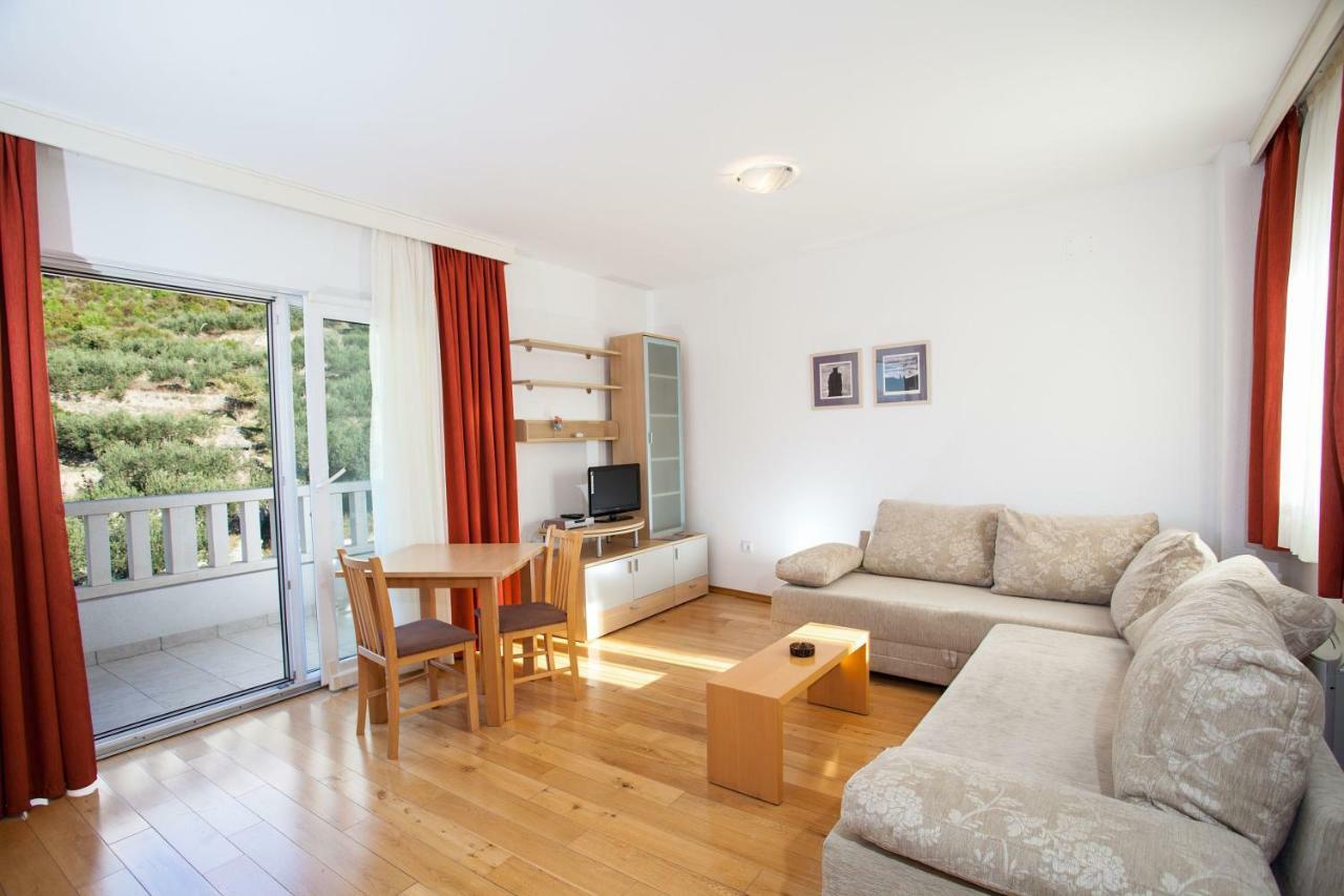 Villa Luce Mit Pool Μακάρσκα Εξωτερικό φωτογραφία