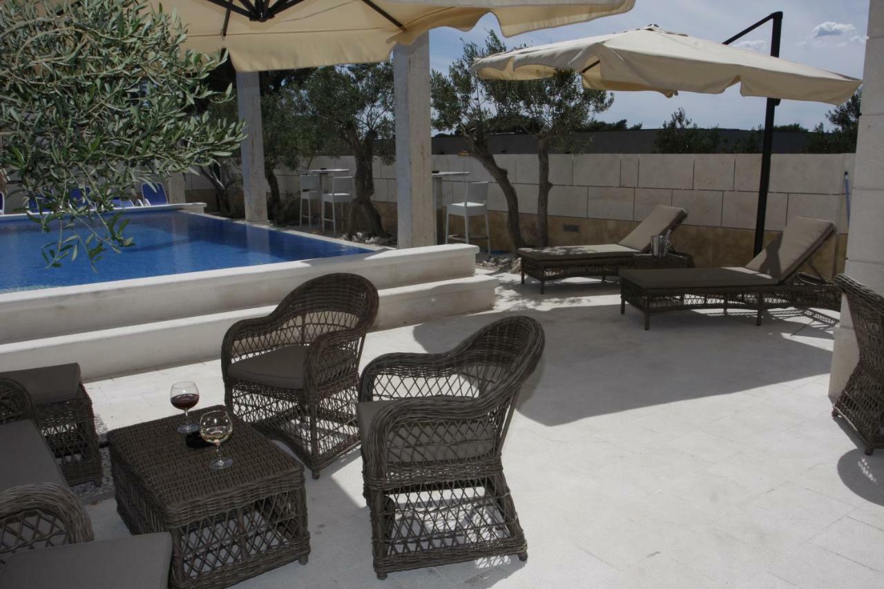 Villa Luce Mit Pool Μακάρσκα Δωμάτιο φωτογραφία